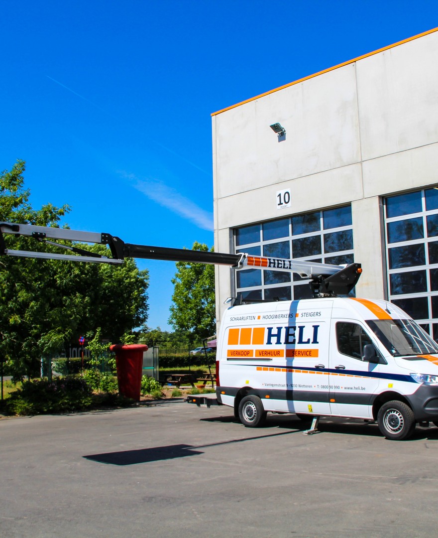 Versalift VTL-140-F