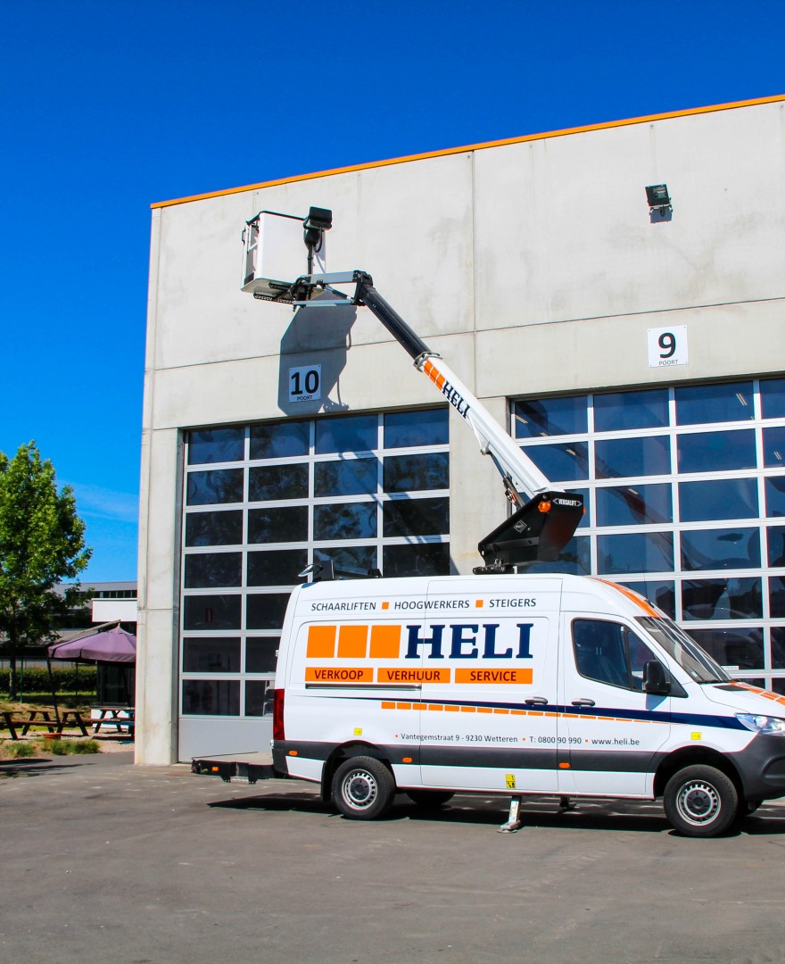 Versalift VTL-140-F