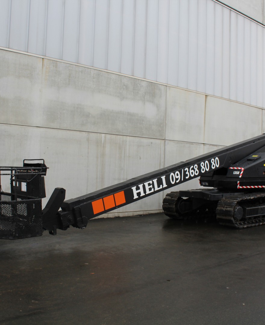 Aichi SR210