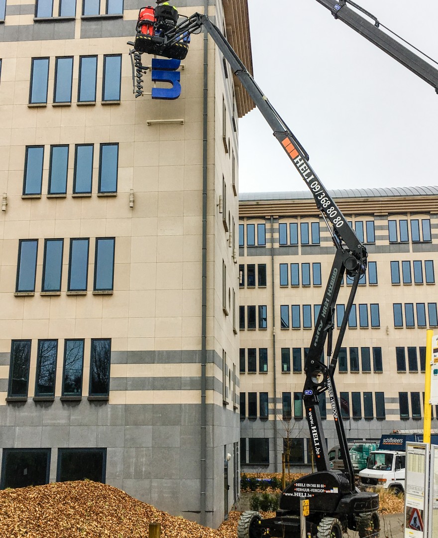 Niftylift HR21HYBRID 4x4